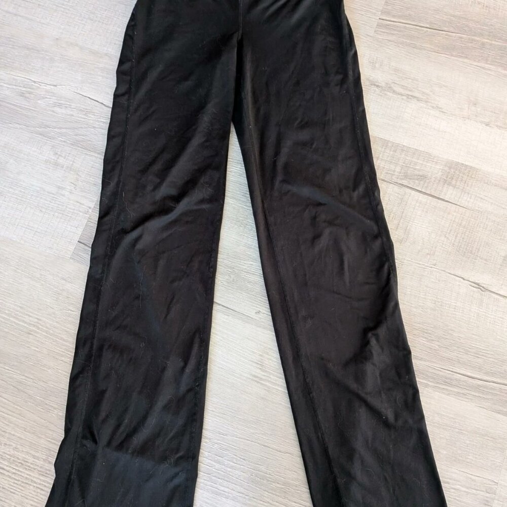 Aspire Women's Fitted Flare Leggings Black Small